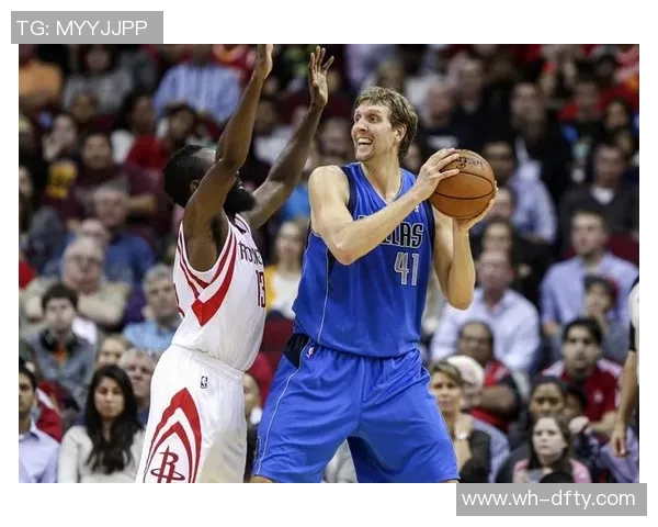 火箭队与小牛队首场对决精彩回顾与赛后分析